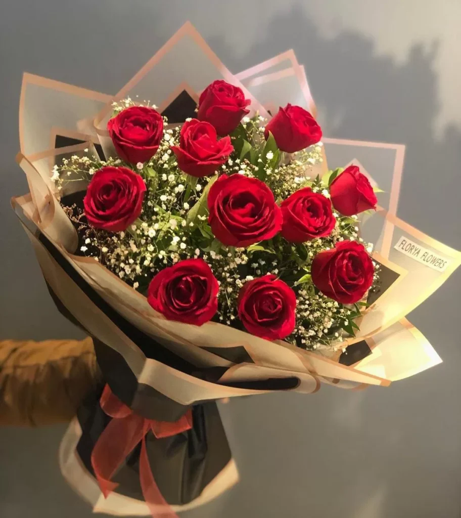 Red Rose Flower Bouquet With Baby Breath Flower